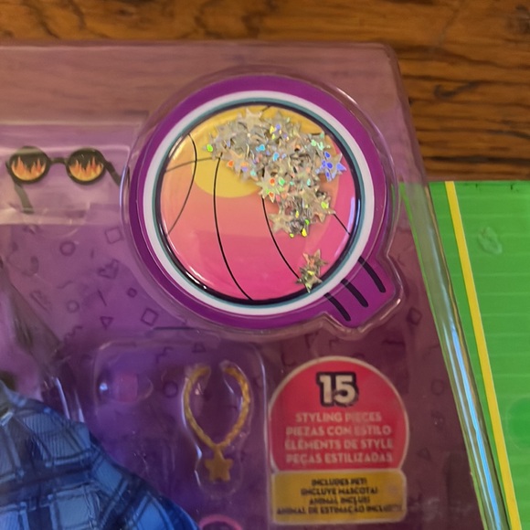 Malibu Barbie Extra-Mattel - Picture 4 of 12